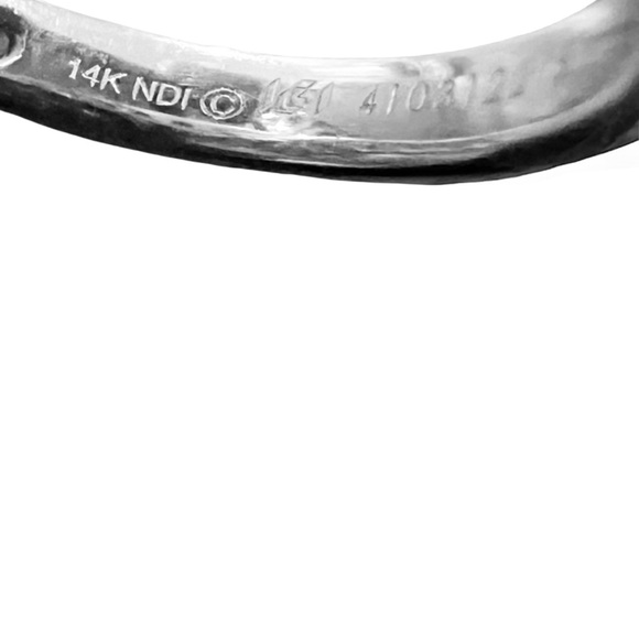 14K Diamond Ring 💍 - Picture 6 of 7